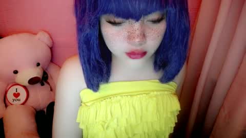 cute online show from June 19, 12:22 pm