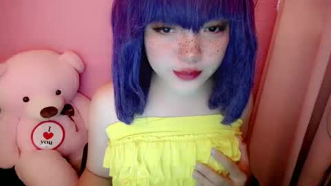 cute online show from May 21, 8:32 am