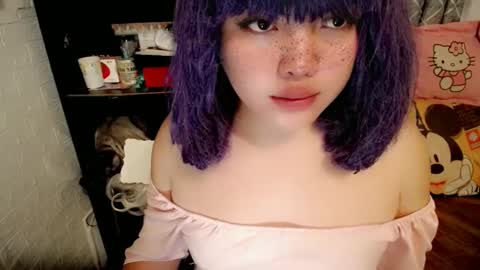 Snapshot of aurora_more chatting on March 4, 5:03 pm cute online show from March 4, 5:03 pm