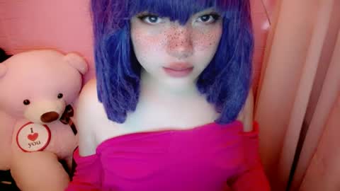 cute online show from July 1, 2:20 am