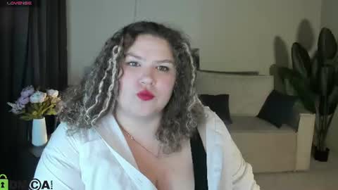 aurora_nightshade online show from July 27, 5:05 am