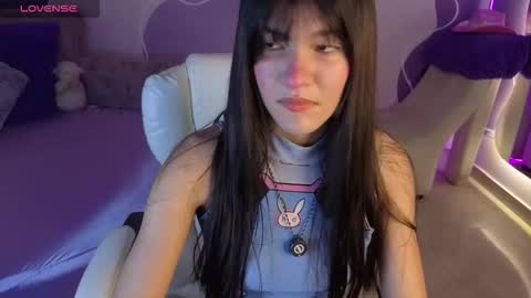 auroracute2 online show from January 13, 1:19 pm