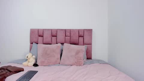 ...  ... online show from February 28, 9:44 pm