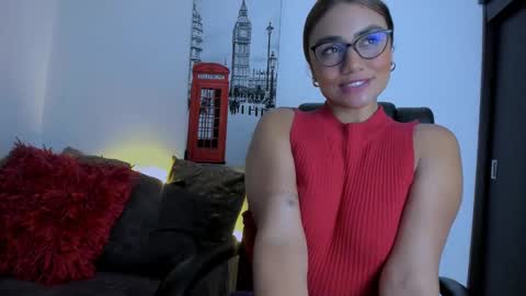 Aurora Ponce online show from February 26, 1:57 am