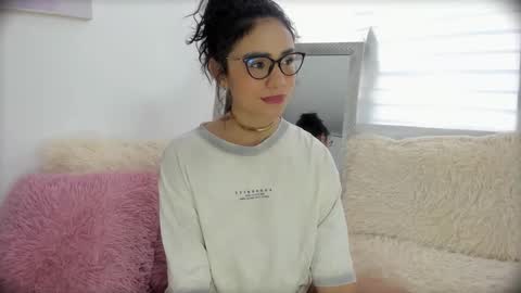 Aurora Ponce online show from September 10, 6:09 pm