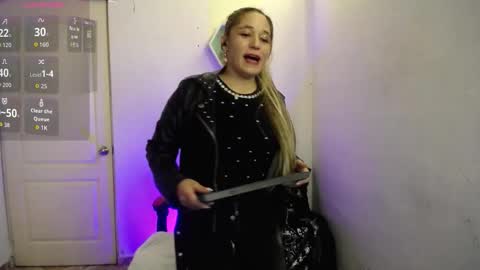 Aurora Rojas online show from November 19, 2:22 am