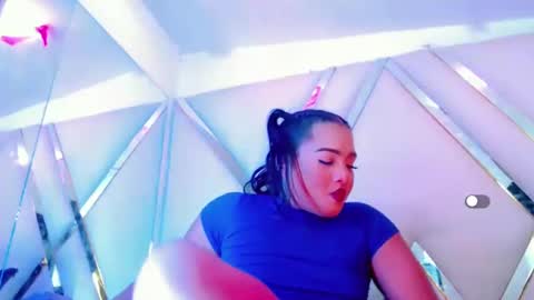 Aurora online show from October 24, 9:59 pm