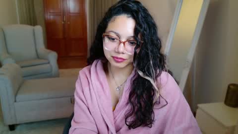 Snapshot of aurorasiera chatting on January 26, 9:07 pm Aurora online show from January 26, 9:07 pm