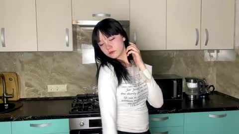 Alice online show from April 6, 3:59 am