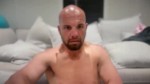aussieboycal online show from May 14, 11:30 am