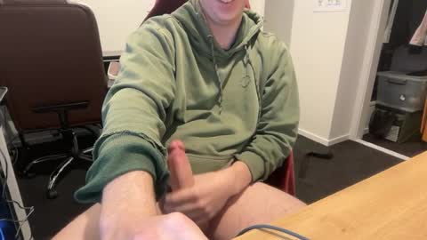 aussiedill_1 online show from July 11, 6:07 am