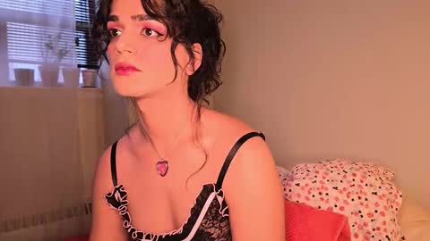 Ray online show from February 6, 9:28 pm