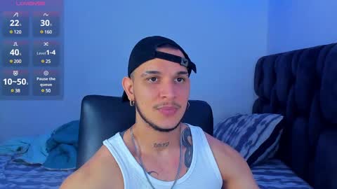 Snapshot of austin_curry chatting on February 18, 10:25 pm A online show from February 18, 10:25 pm