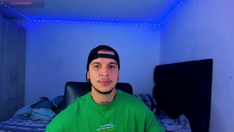 Snapshot of austin_curry chatting on February 8, 9:36 pm A online show from February 8, 9:36 pm
