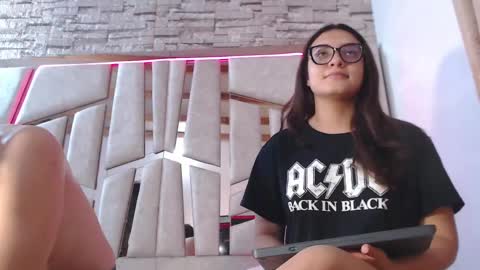 austin_mia45 online show from February 21, 3:34 am