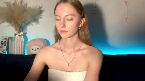 Annie online show from September 20, 5:38 pm