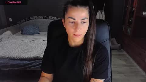 Ava online show from November 17, 7:11 am