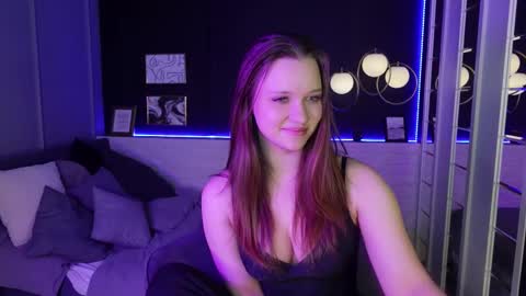 Ava online show from February 11, 5:18 pm
