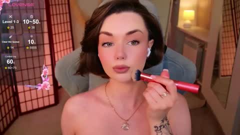 Ava online show from March 14, 3:05 pm