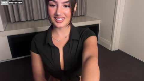 Ava  online show from May 15, 7:50 am
