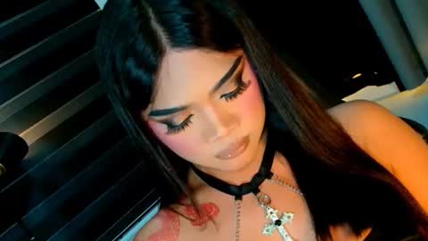Ava online show from July 4, 5:49 pm