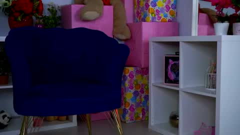 Ava online show from February 3, 8:46 pm