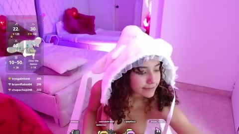Snapshot of ava_williams_ chatting on February 25, 7:16 pm AVA online show from February 25, 7:16 pm