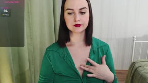 Ava online show from December 14, 8:08 pm