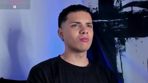 Avaggi online show from October 25, 9:37 pm