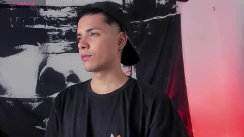 Avaggi online show from November 3, 10:55 pm