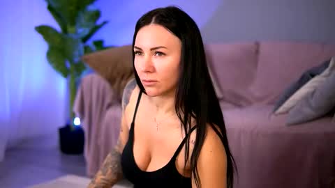 Ava online show from January 13, 4:09 am