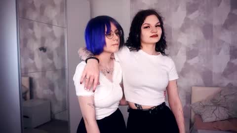 avaobierne online show from November 19, 7:56 pm