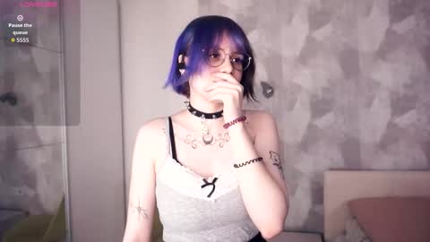 avaobierne online show from November 25, 6:18 pm