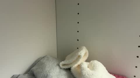 avaowenss online show from December 15, 11:12 pm