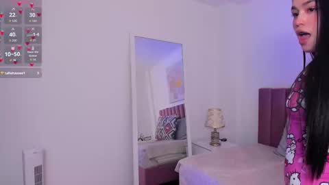 Ava  online show from October 7, 5:20 pm