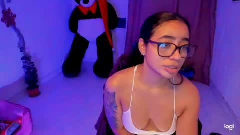 Snapshot of ave_fenix69 chatting on January 3, 2:32 am Valery -- online show from January 3, 2:32 am