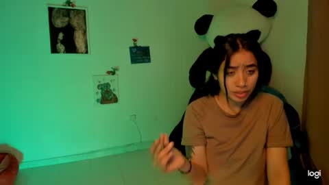Snapshot of ave_fenix69 chatting on March 6, 2:30 am Valery -- online show from March 6, 2:30 am
