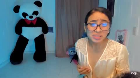 Snapshot of ave_fenix69 chatting on December 2, 2:24 am Valery -- online show from December 2, 2:24 am