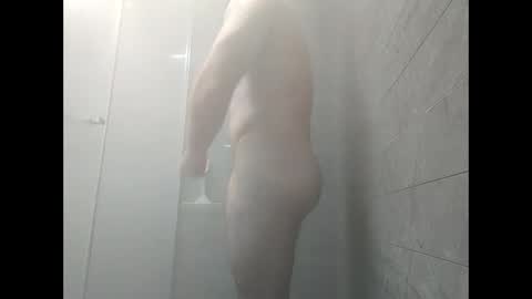 Snapshot of averagejoe2025 chatting on March 12, 1:30 pm averagejoe2025 online show from March 12, 1:30 pm