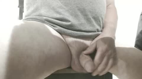 avgjoe555 online show from April 19, 3:18 am