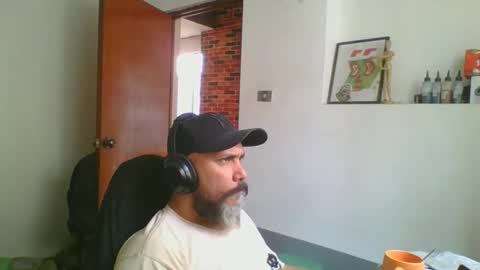 Dark r0k3r online show from December 1, 3:54 pm