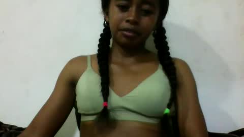 avontsoaldy online show from October 10, 1:28 pm