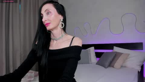 Avrora online show from April 25, 1:41 pm