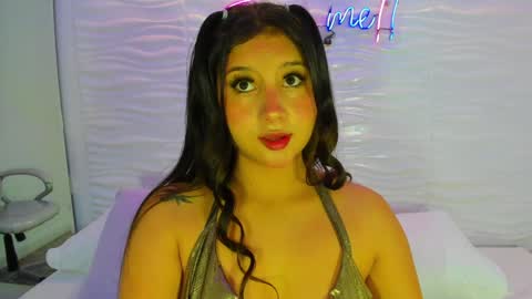 Snapshot of avymilton chatting on January 21, 11:35 am Avy online show from January 21, 11:35 am