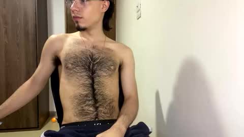 AndrewXxl independent online show from October 24, 1:06 am