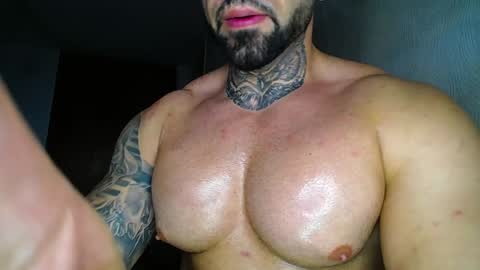 Santiago777 online show from December 5, 2:50 pm