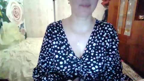 Snapshot of awesomeladyy chatting on January 27, 7:03 pm awesomeladyy online show from January 27, 7:03 pm