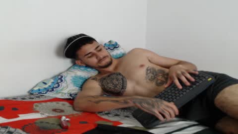 Axel online show from January 22, 2:56 pm