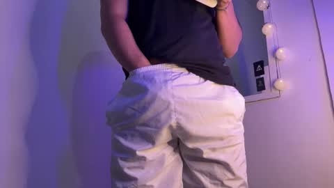 axel_es online show from February 23, 2:58 am