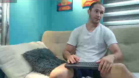 Axel Fairchaild online show from October 21, 1:59 pm